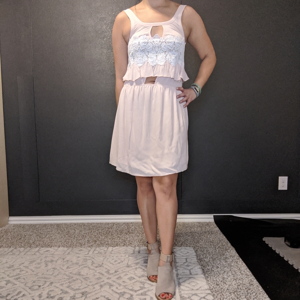 Lace Mini Dress (XS)